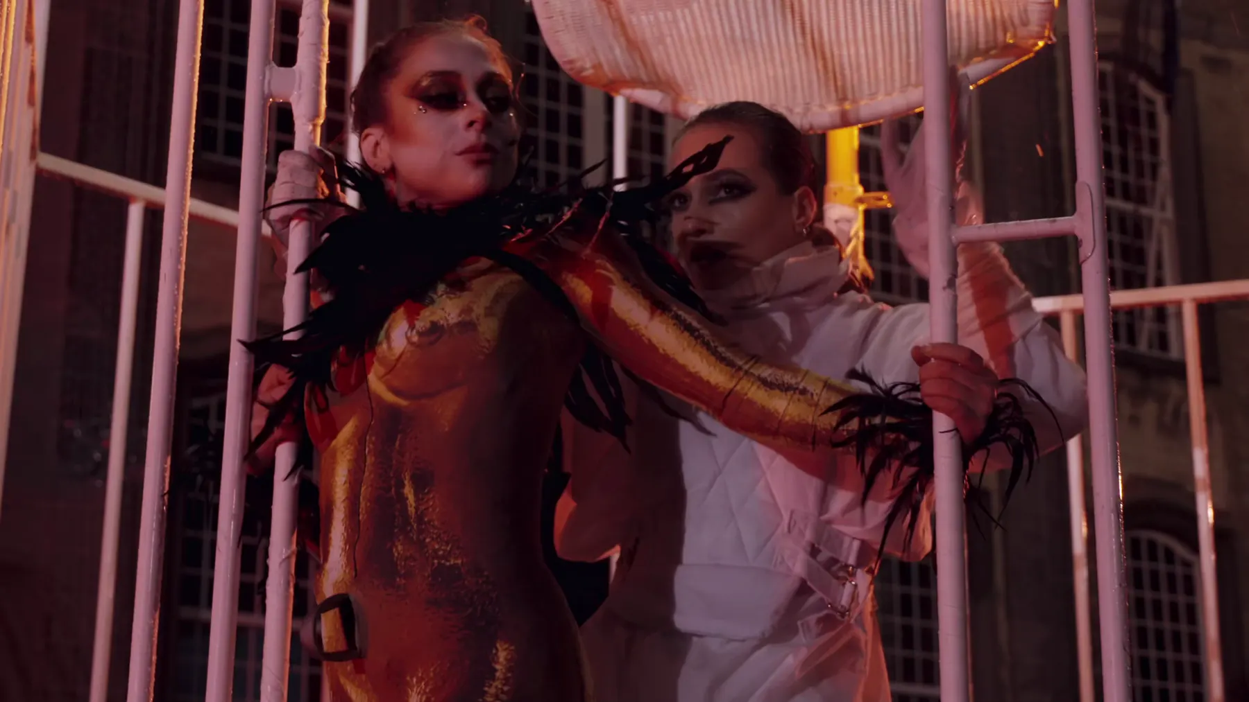 Cage Fantastique, Photo 21