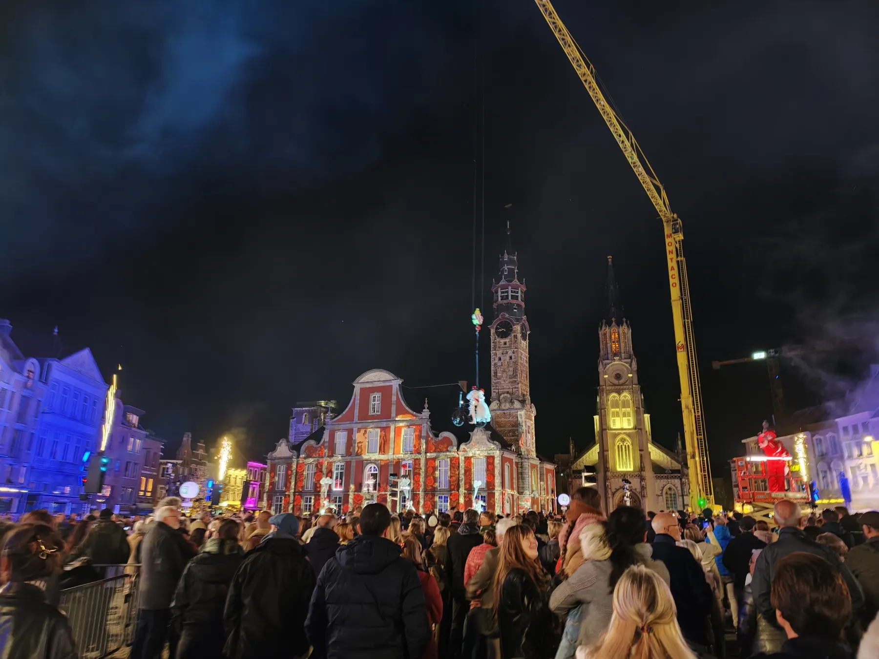 Theater Tol op de Grote Markt van Sint-Truiden